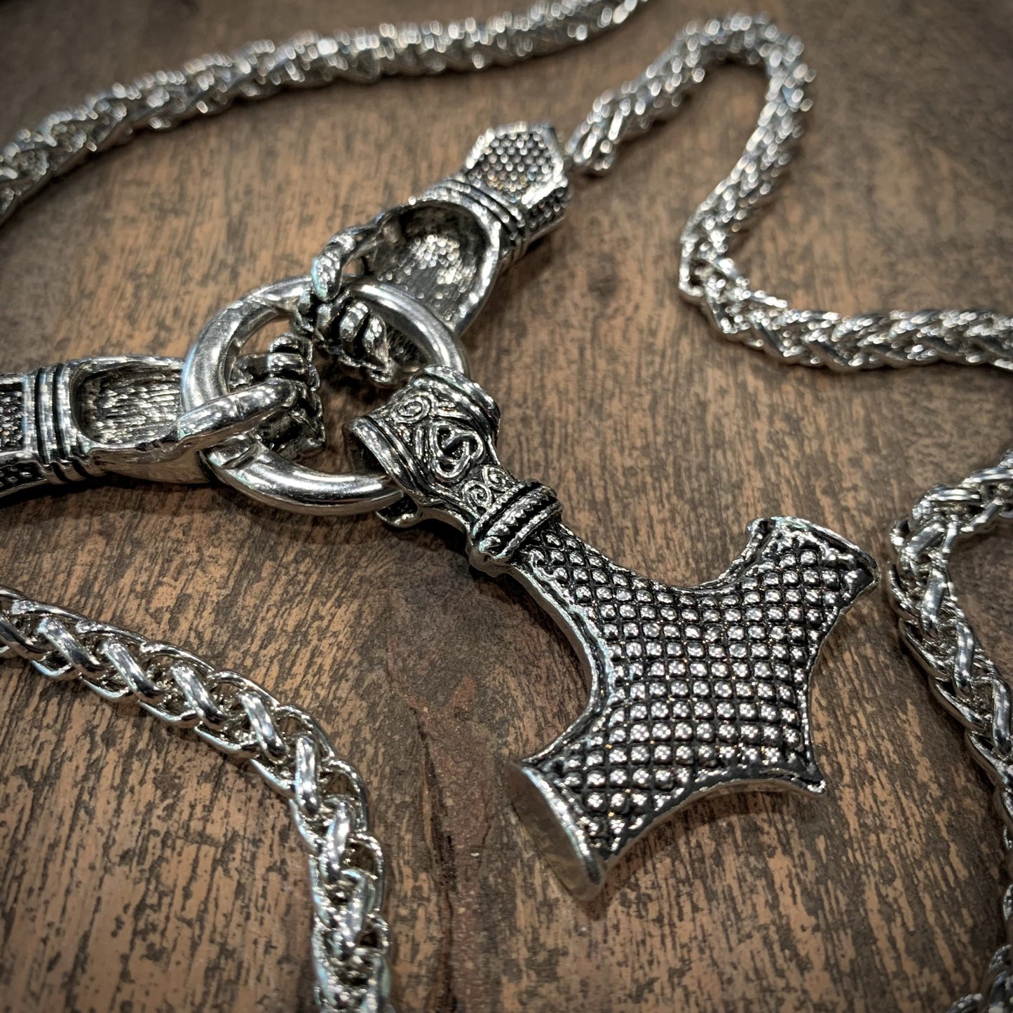 Thor Hammer & Gauntlets - Byzantine Necklace (Large/Stainless)