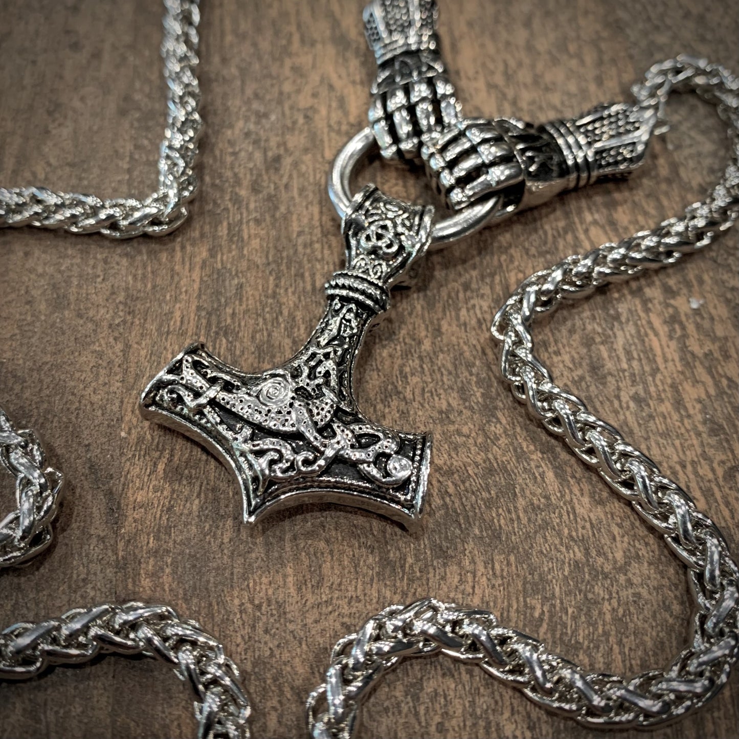 Thor Hammer & Gauntlets - Byzantine Necklace (Large/Stainless)